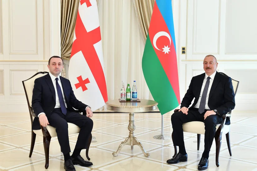 Azərbaycan lideri Gürcüstanın Baş naziri ilə görüşdə BTQ dəmir yolu layihəsinin genişləndirilməsini müzakirə edib