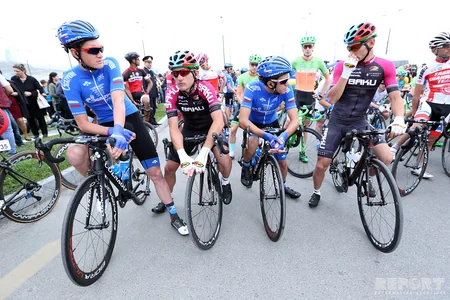 Bakıda Tour d’Azerbaidjan-2017” veloturuna start verilib
