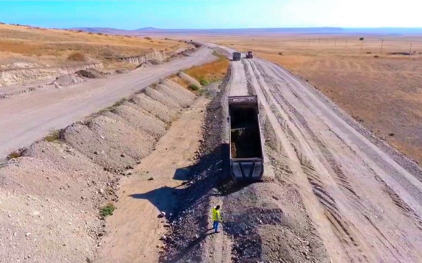 На дороге в село Талыш ведутся масштабные строительные работы