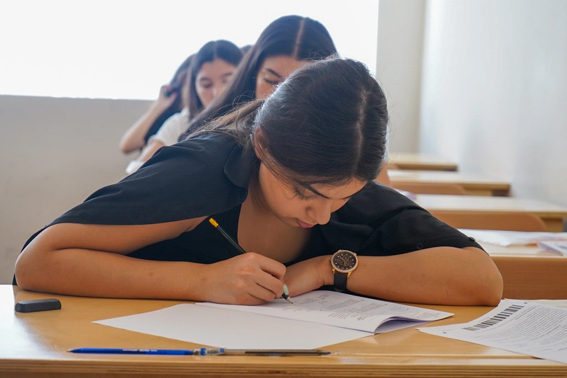 Bu gün 36 minə yaxın abituriyent I və IV ixtisas qrupları üzrə qəbul imtahanı verib - YENİLƏNİB