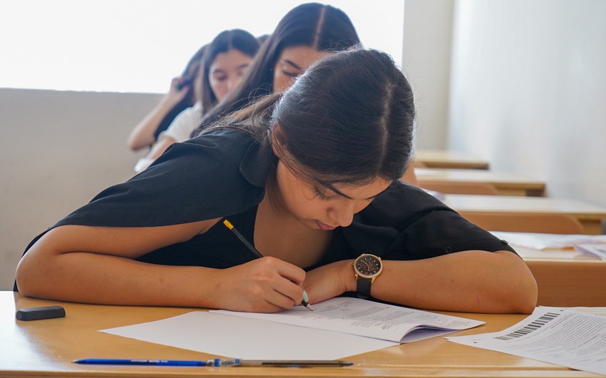 Bu gün 36 minə yaxın abituriyent I və IV ixtisas qrupları üzrə qəbul imtahanı verib - YENİLƏNİB