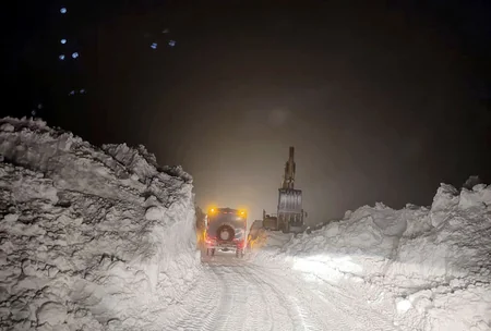 MN: Dağlıq ərazilərdə şəxsi heyət və avtomobillərin hərəkəti məhdudlaşdırılıb