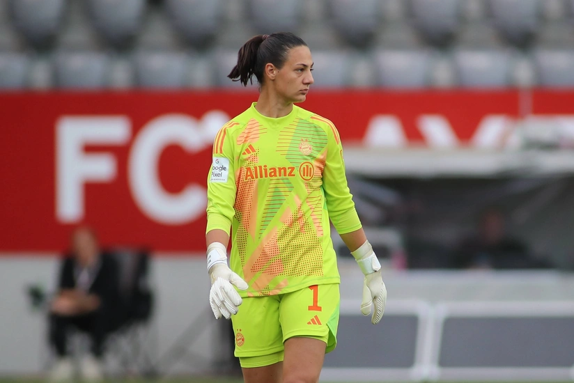 Bavariyanın qapıçısı ağır xəstəliyə tutulub