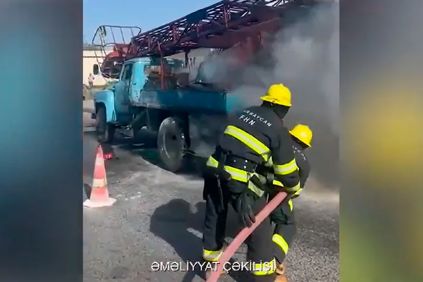 Bakıda avtomobildə yanğın olub