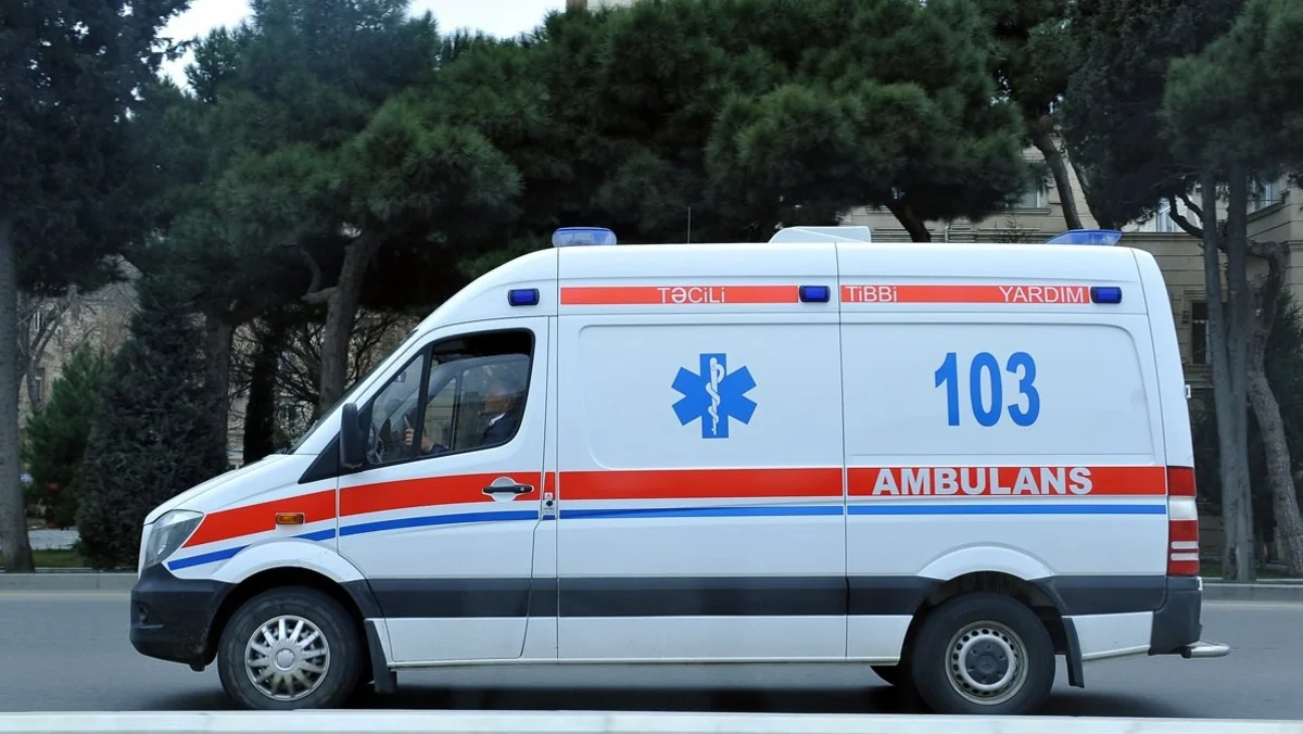 Bakıda avtomobil ata və oğlu vurdu