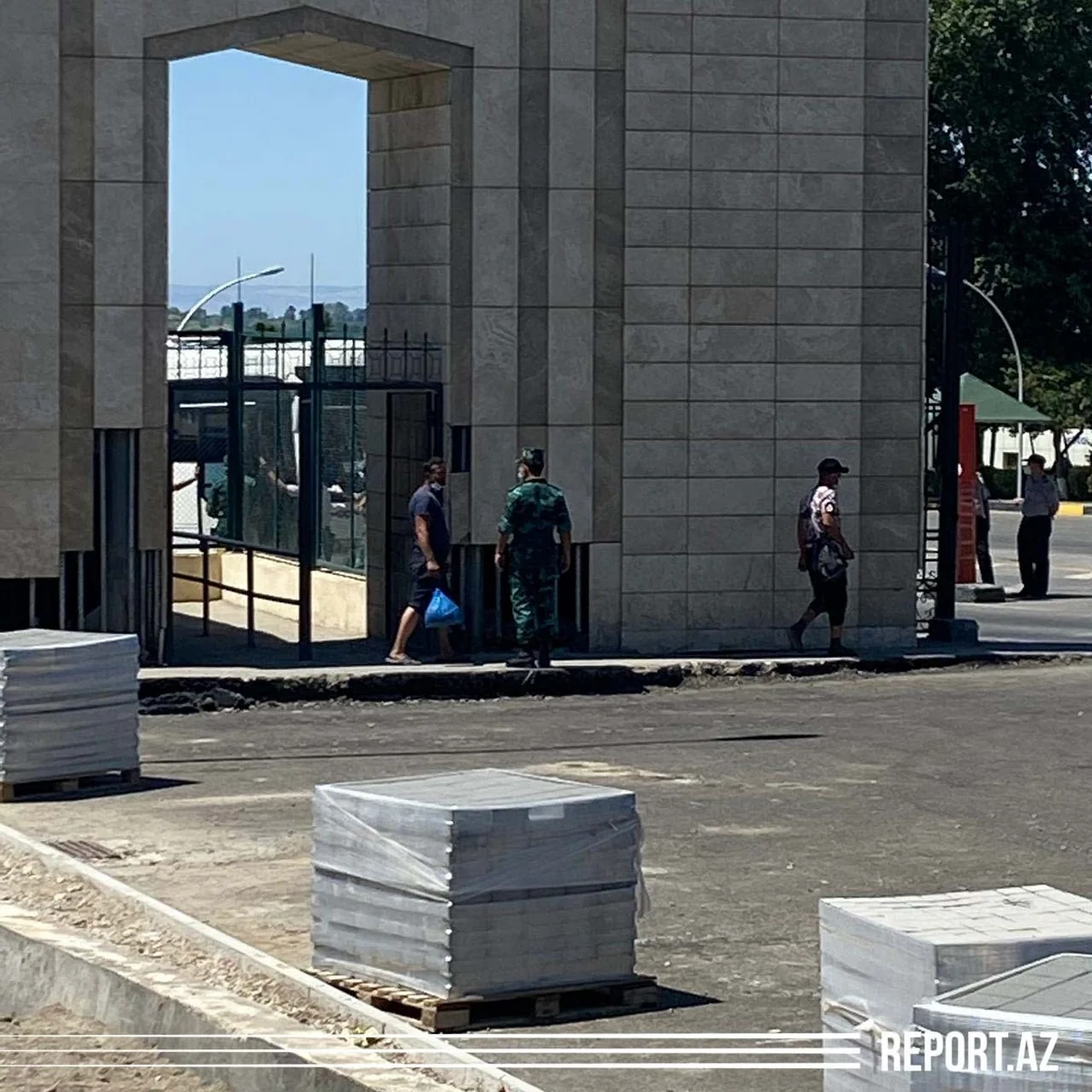 Rusiyadan daha 250 Azərbaycan vətəndaşı Vətənə gətirildi - FOTO