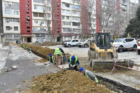 Azərsu Yasamalda yaşayış binalarının su təchizatı sistemlərini yeniləyir