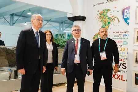 Президент СОР29 Мухтар Бабаев посетил павильон AZCHEMCO в Зеленой зоне