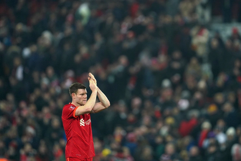 Ливерпуль продлил контракт с 36-летним полузащитником