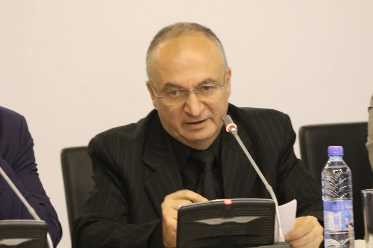 Erməni ictimai xadim: Xalq diplomatiyası Dağlıq Qarabağ münaqişəsinin həllində aparıcı rol oynayır