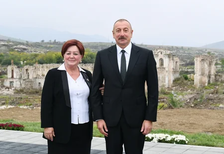 Prezident Füzuli rayon ictimaiyyətinin nümayəndələri ilə görüşüb - TAM MƏTN