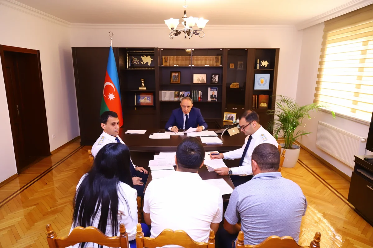 Baş prokuror Şəkidə vətəndaşları qəbul edib