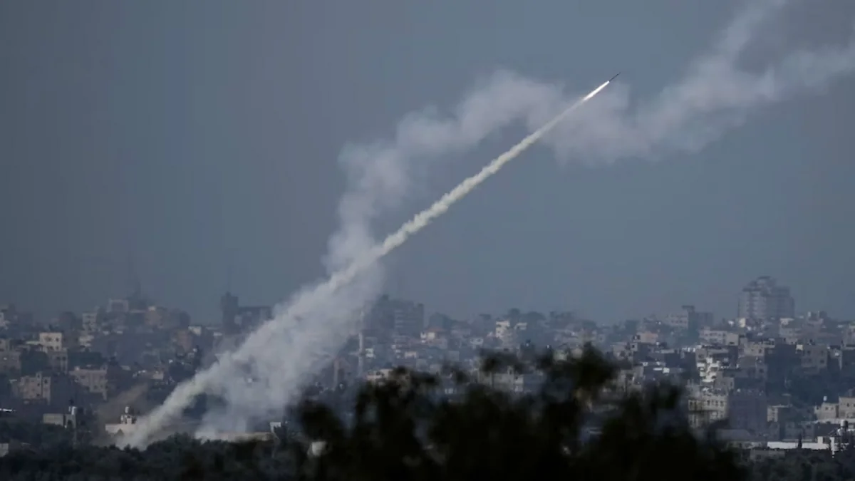 Four wounded in rocket strikes on Ashdod