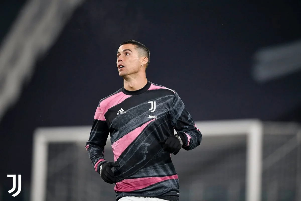 Ronaldu Real Madridə yox, Mançester Yunaytedə qayıda bilər