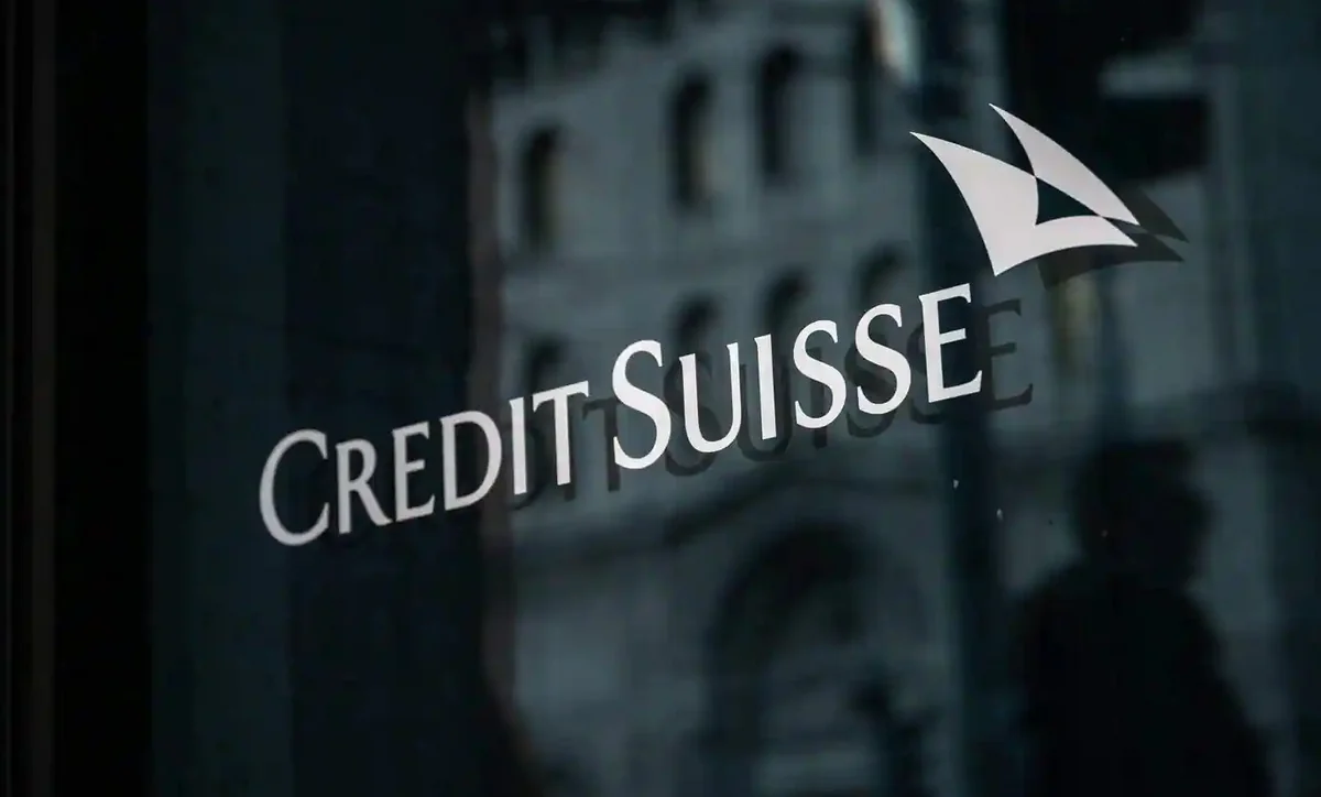 “UBS” və “Credit Suisse”in birləşməsi 10 minlərlə insanı işsiz qoya bilər