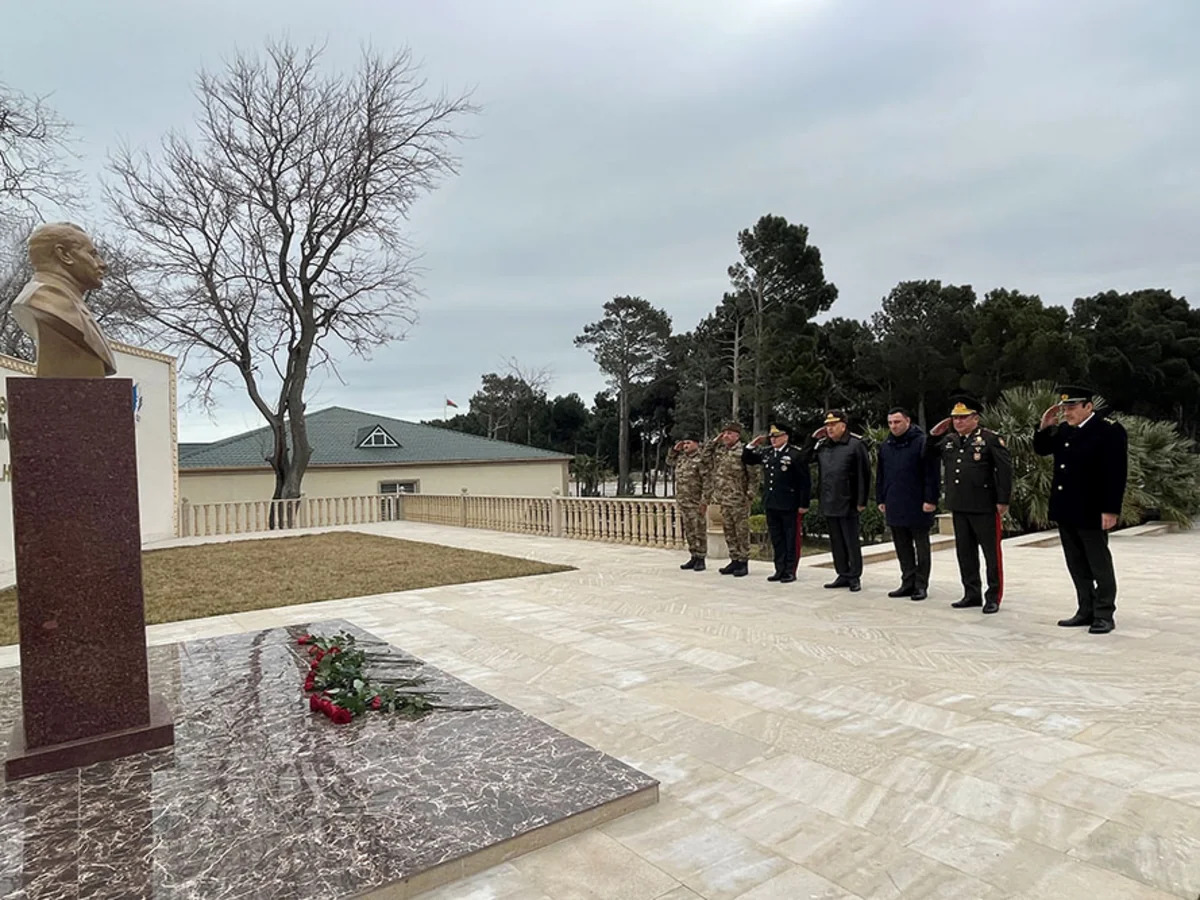 Georgian delegation visits military units in Azerbaijan