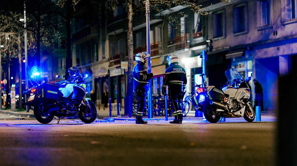 Fransada polis bankda insanları girov götürən şəxsi yaxalayıb