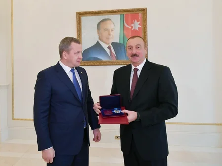 President Ilham Aliyev receives delegation of Astrakhan region
