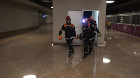 8 Noyabr metrostansiyasında şərti yanğın söndürülüb
