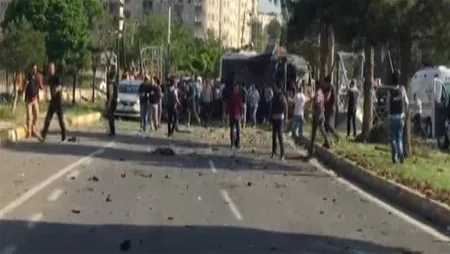 ​Türkiyədə terror aktı nəticəsində 3 nəfər ölüb, 45 nəfər yaralanıb - YENİLƏNİB 2 - VİDEO