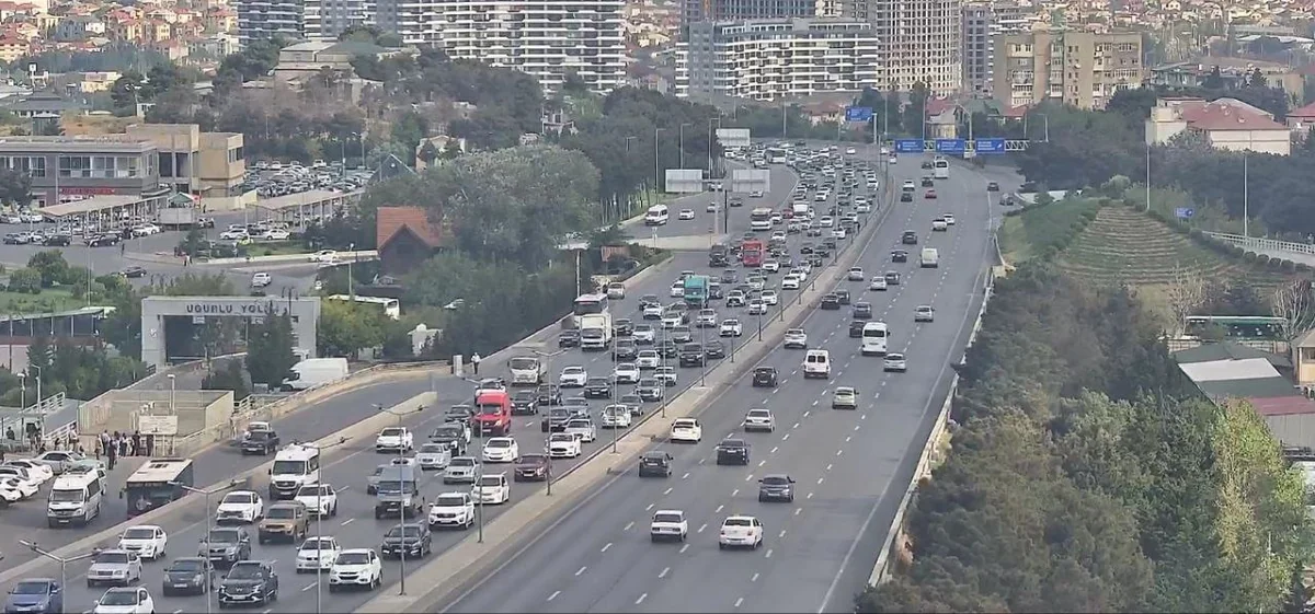Bakının bir sıra yollarında sıxlıq var - YENİLƏNİB