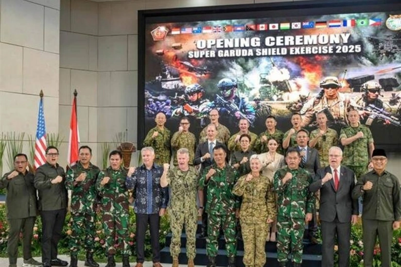 Индонезия, США и союзники начинают совместные военные учения