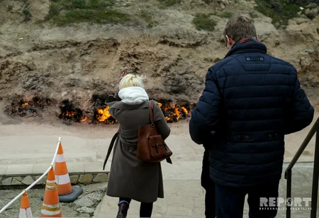 Turist bolluğu yaşayan şəraitsiz qoruq - REPORTAJ