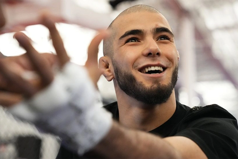 Keçmiş MMA döyüşçüsü avtomobil qəzasına düşüb