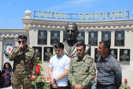 Sabirabadda şəhid polkovnik-leytenantın büstünün və xatirəsinə tikilmiş bulağın açılışı olub  