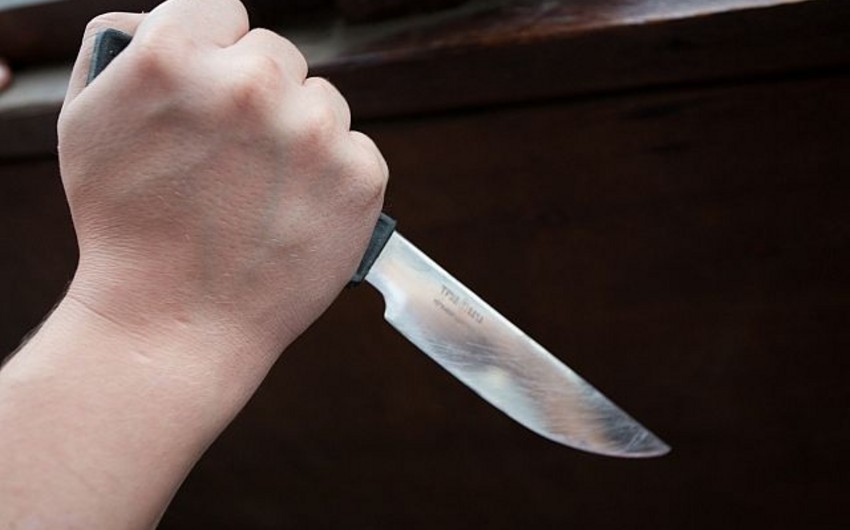 Unknown man stabbed students in China