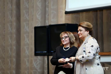 Bakıda “Azərbaycan qadınına seçki hüququ verilməsinin 100 illiyi” münasibətilə tədbir keçirilib
