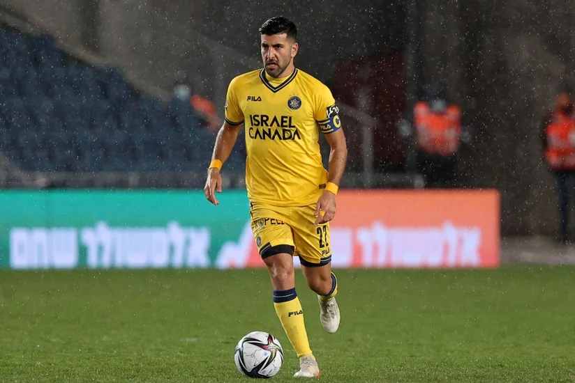 Zirənin rəqibi 34 yaşlı futbolçu ilə müqaviləni yeniləyib