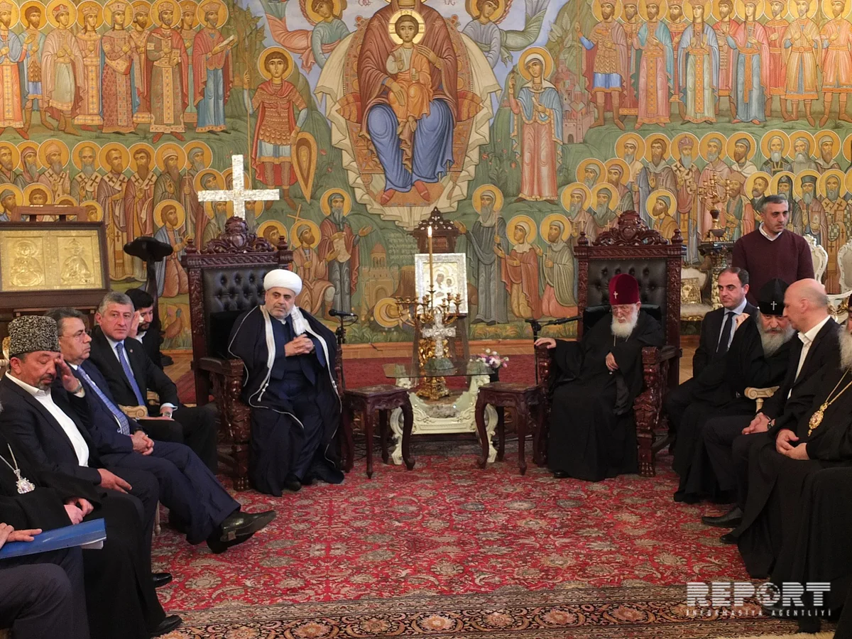 Qafqaz Müsəlmanları İdarəsinin sədri ümumgürcüstan katolikos-patriarxı ilə görüşüb