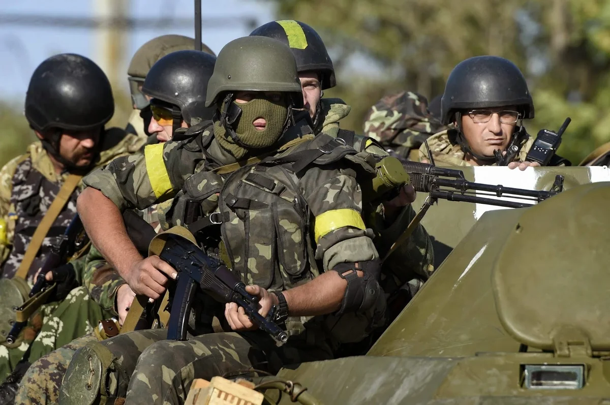 Taras Berezovets: Ukraine trying to block land route between Russia and Crimea