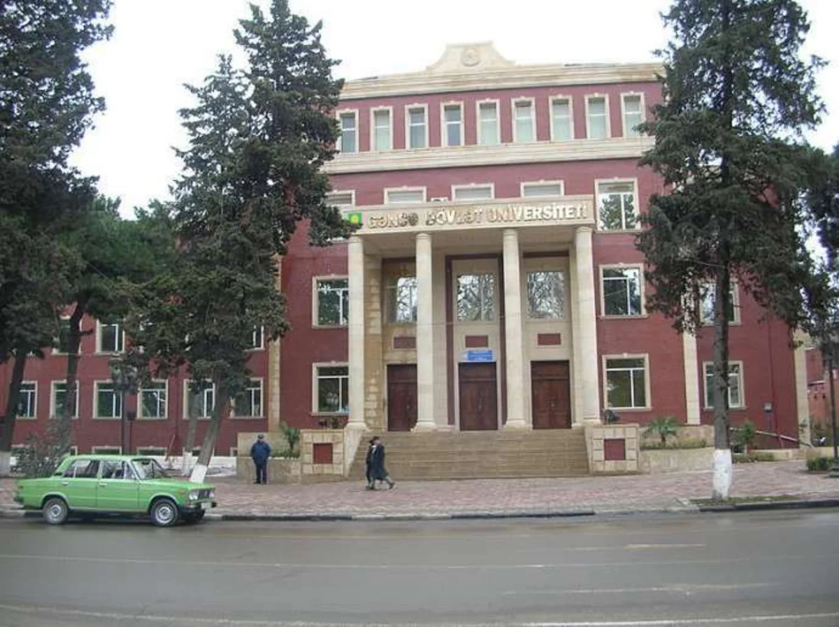 Gəncə Dövlət Universitetinin əməkdaşları təltif edilib - SİYAHI