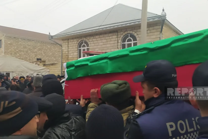 Завершилась церемония прощания с погибшим в Кяльбаджаре военнослужащим