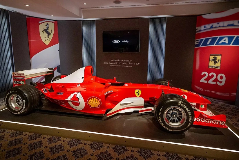 Mixael Şumaxerin bolidi rekord qiymətə satılıb