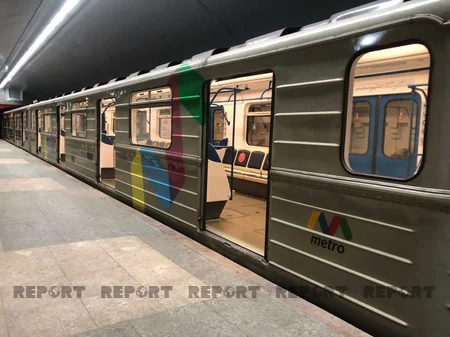 Metropolitendə yenidən retro vaqonlar nümayiş olunur