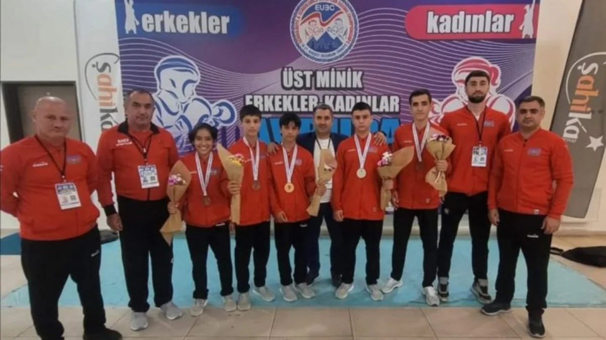 Azərbaycanın boks millisi Avropa birinciliyini 5 medalla başa vurub