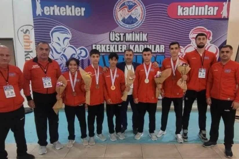Azərbaycanın boks millisi Avropa birinciliyini 5 medalla başa vurub