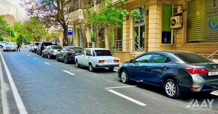 Bakının Əliəşrəf Əlizadə və Tələt Şıxəliyev küçələri əsaslı təmir edilib