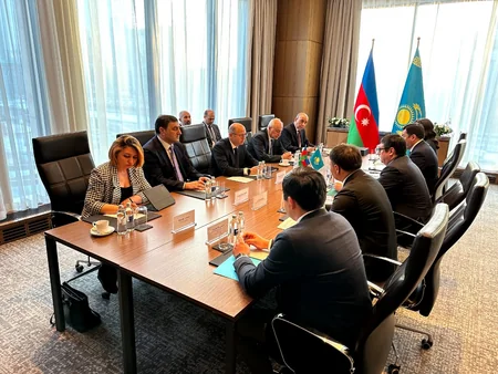 BTC ilə Qazaxıstan neftinin nəqlinin artırılması müzakirə edilib