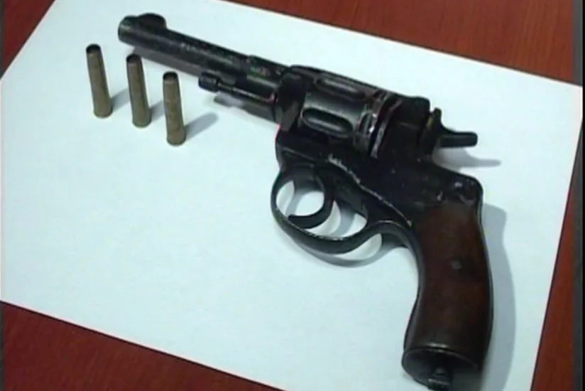 Hacıqabulda oğurluğa görə saxlanılan keçmiş məhkumun evindən silah tapılıb