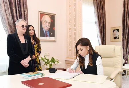 Azərbaycanın Birinci vitse-prezidenti Bakıda Maqsud İbrahimbəyov Yaradıcılıq Mərkəzinin açılışında iştirak edib - ƏLAVƏ OLUNUB