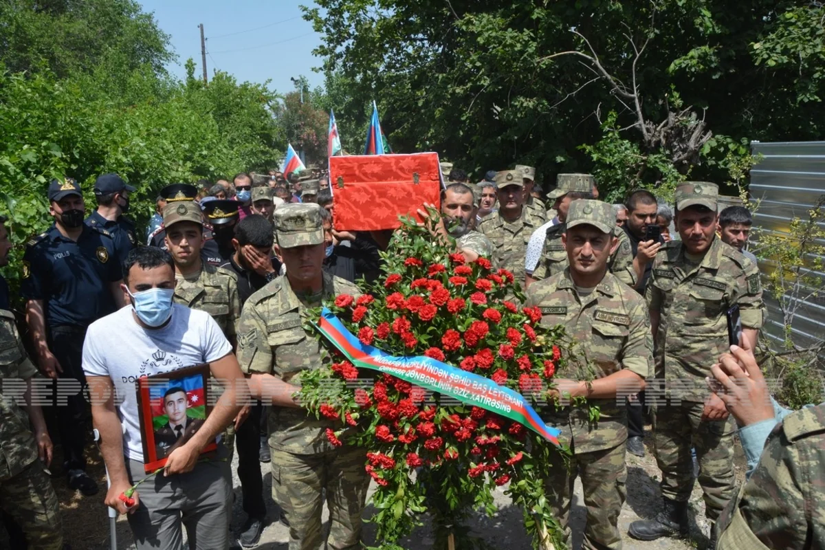 Patriotic War Martyr, senior lieutenant buried in Tartar