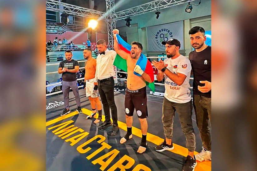 Azərbaycan idmançısı peşəkar döyüşdə qələbə qazanıb