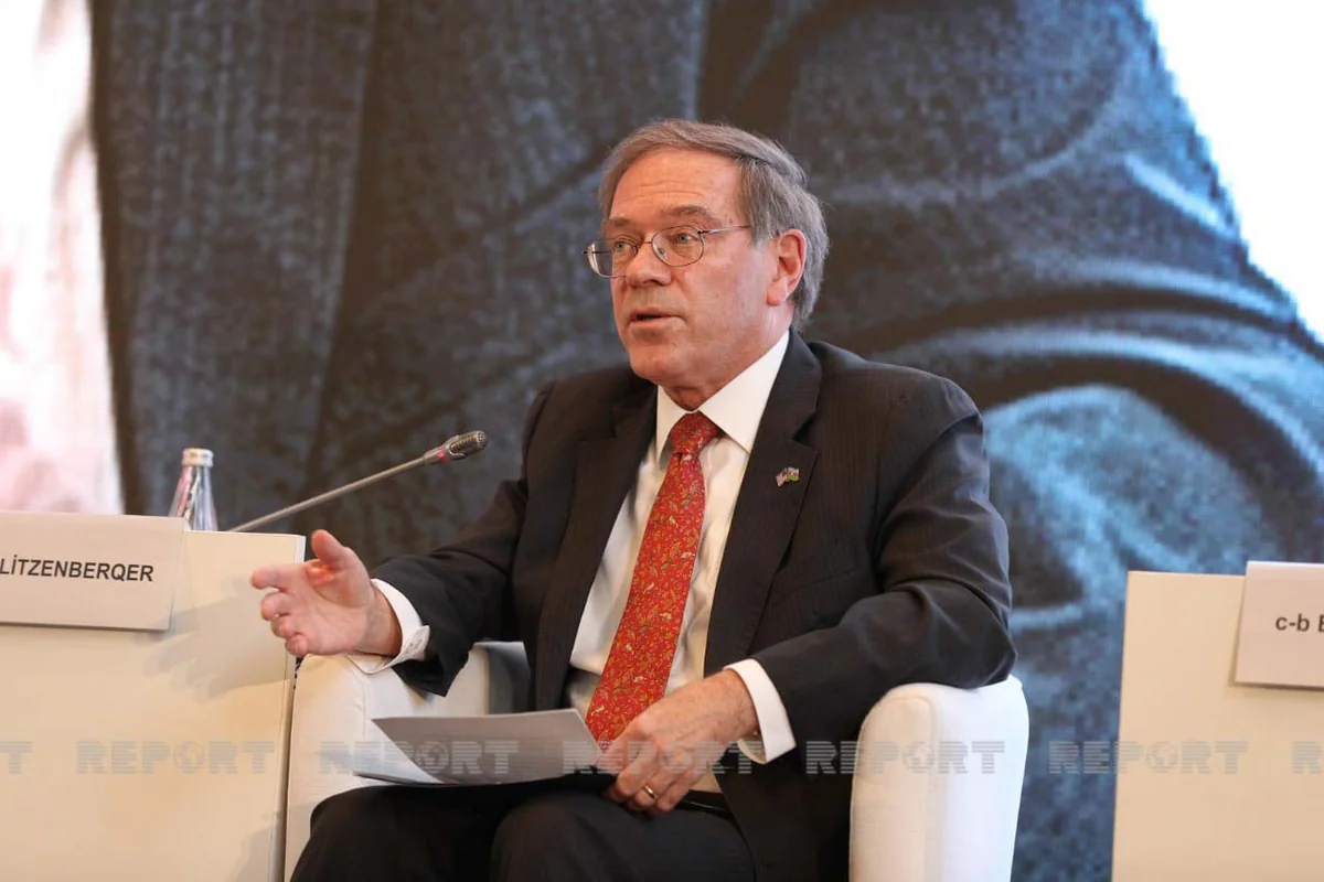 ADA Universitetində ingilis dilinin tədrisi konfransı keçirilir