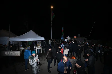 У Азербайджана и у активистов нет проблем с мирными армянами