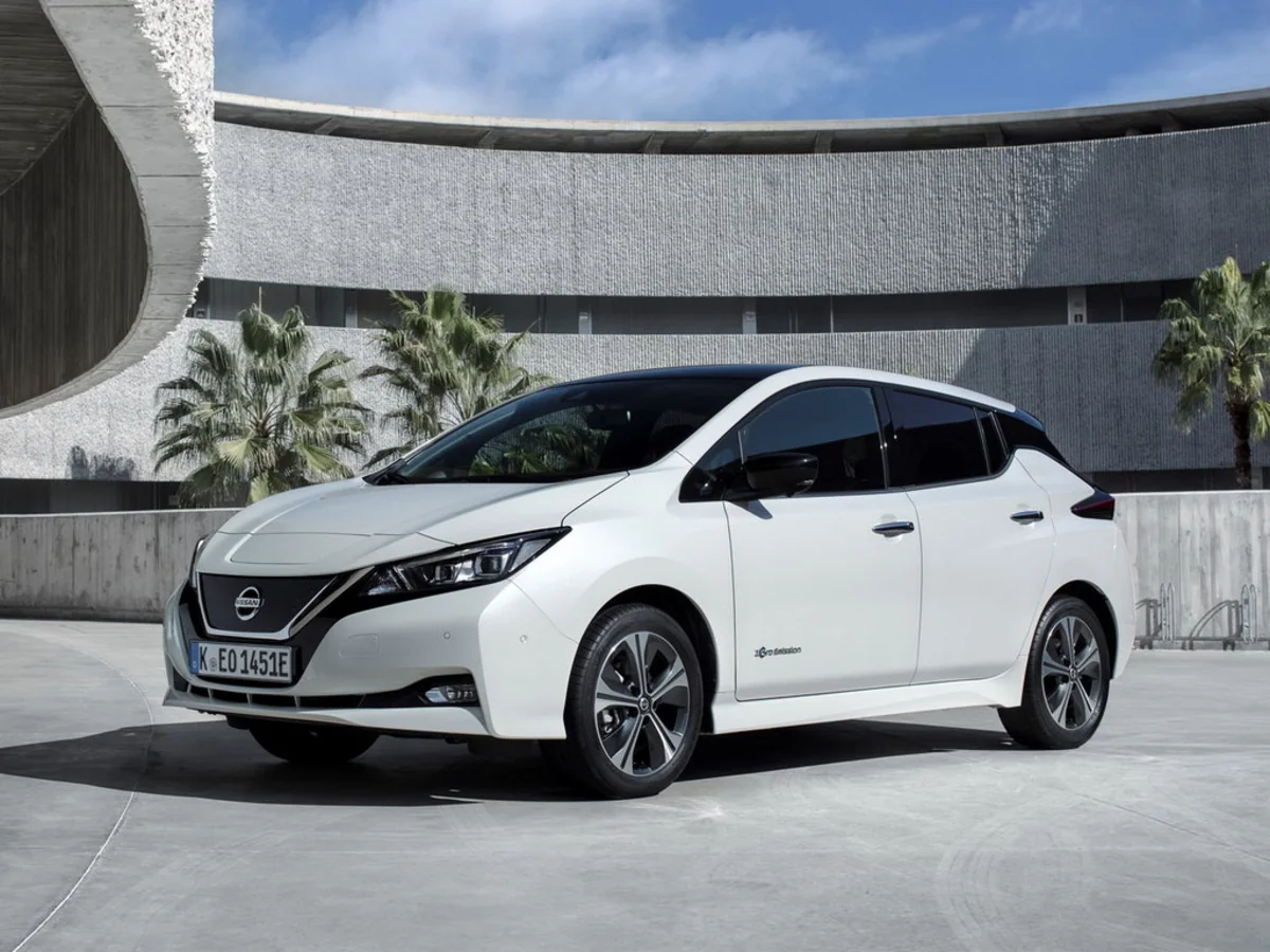 Nissan announces date of full transition to electric car production