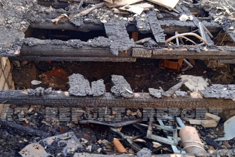 Göyçayda 6 otaqlı ev yanaraq kül olub